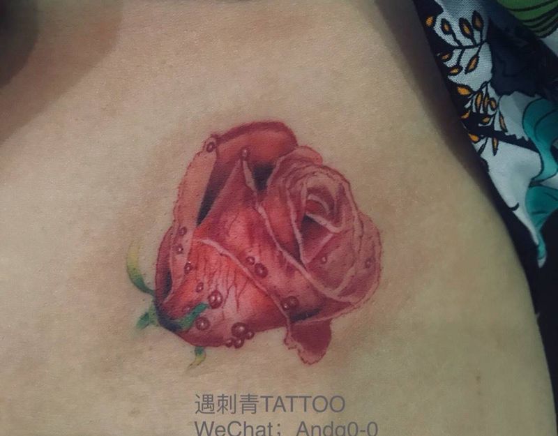 白色胎记遮盖纹身图片