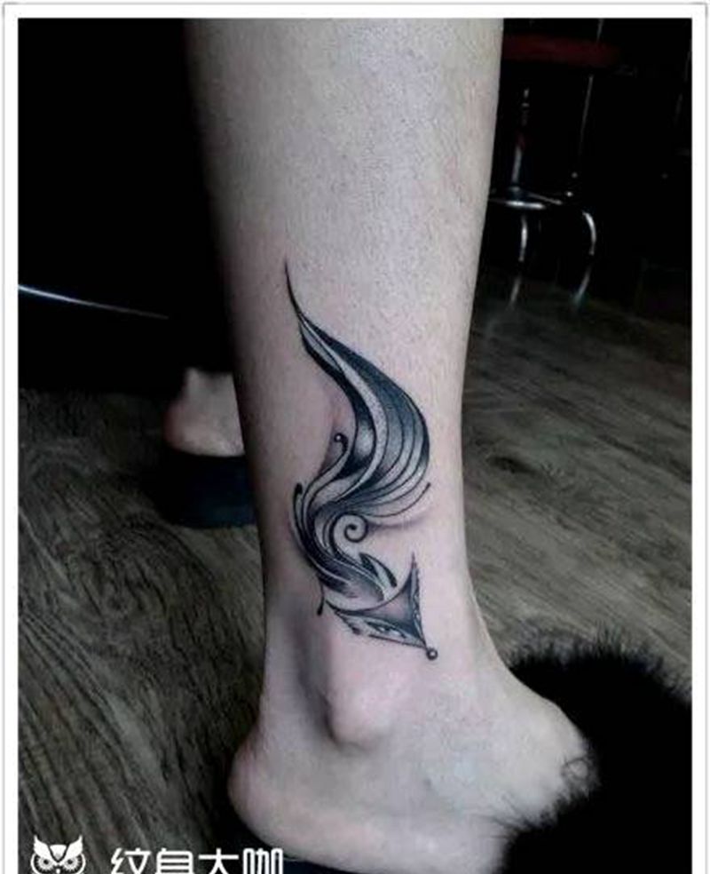 学了美术转纹身纹身图片_背部脚部老传统新传统纹身图案