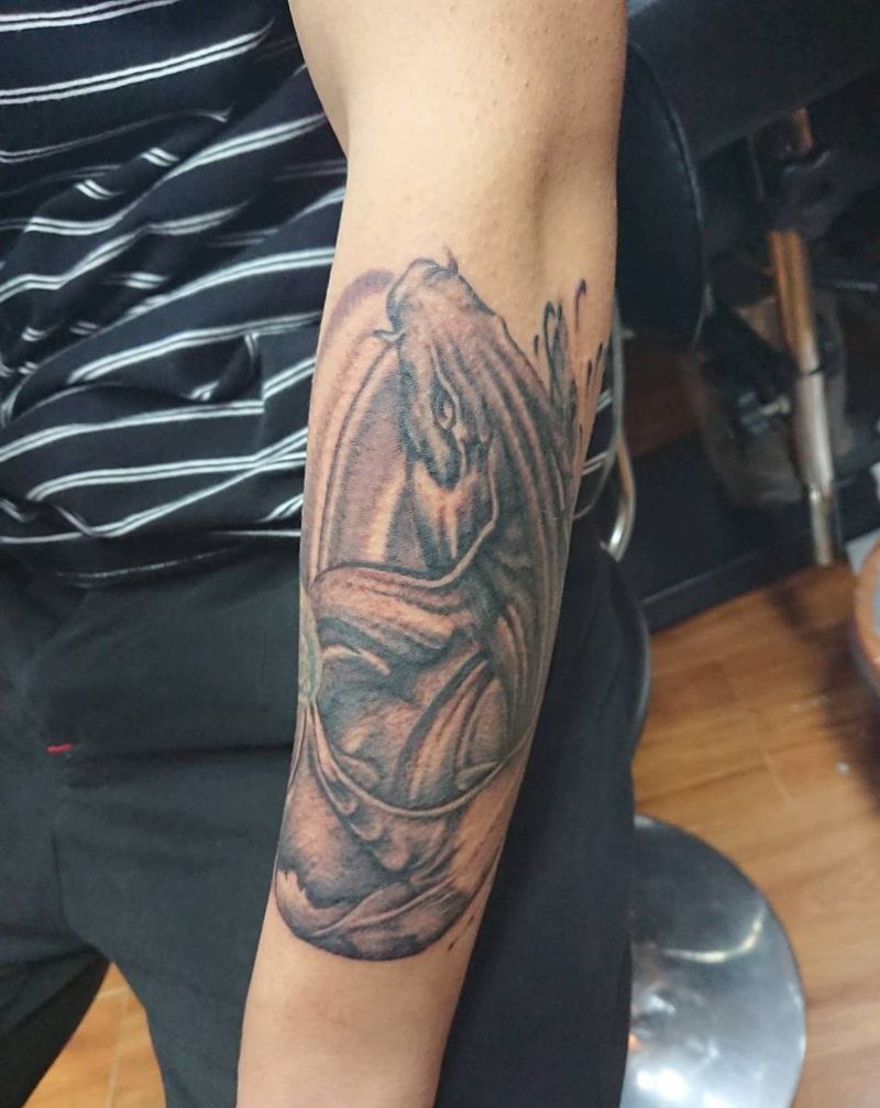 抽象鲤鱼衔接纹身图片_手臂动物成品纹身图案