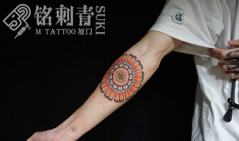 彩色曼陀罗纹身图片