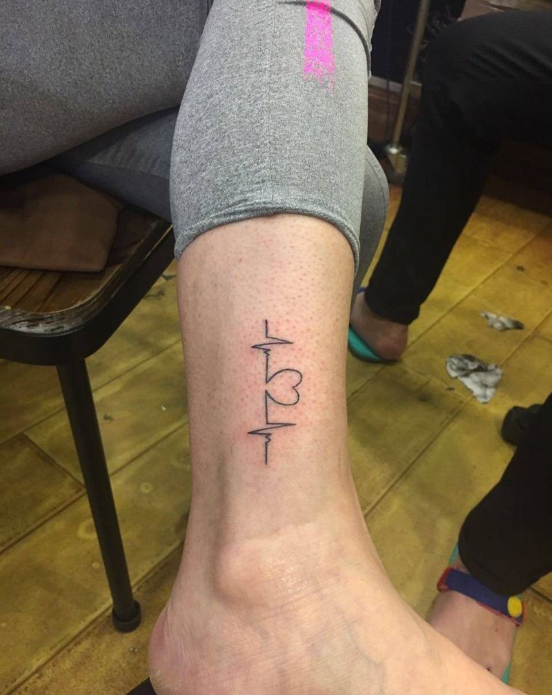 心电图纹身图片