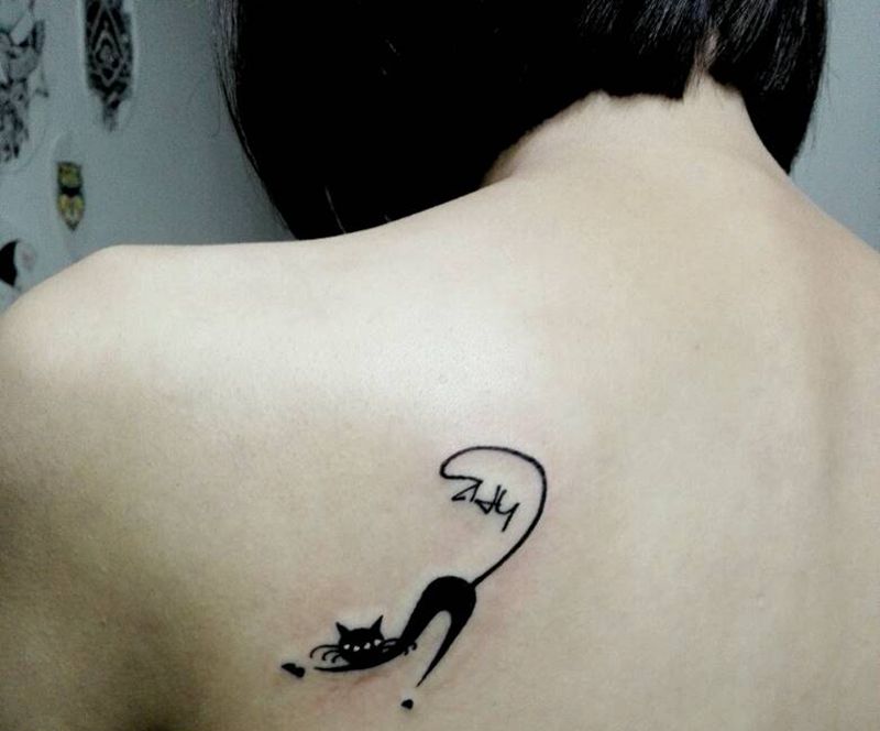 小猫纹身纹身图片_肩部欧美纹身图案
