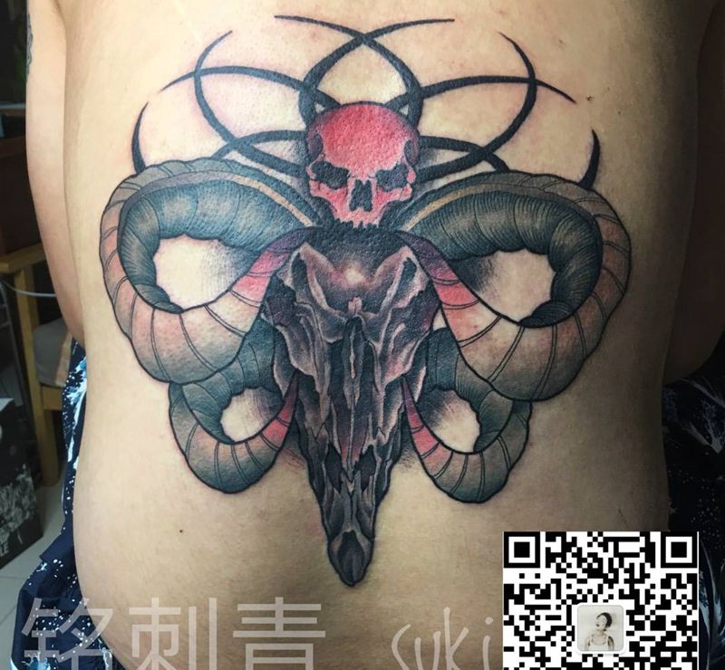原创newschool 羊头骨纹身图片