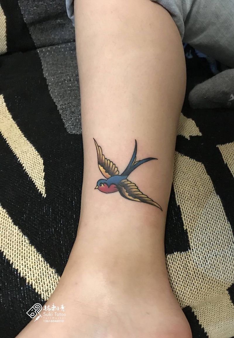 燕子oldschool纹身图片