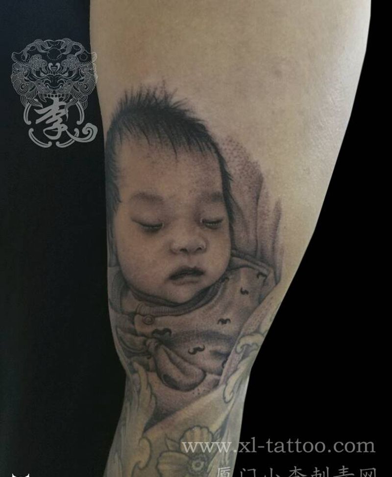 两个月宝宝纹身图片_手臂欧美肖像清新写实人物原创厦门福建成品纹身图案