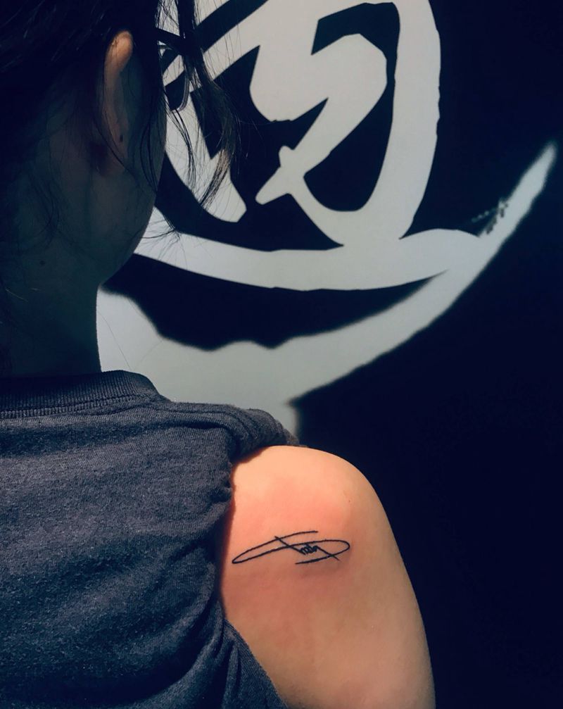 客带小英文纹身图片