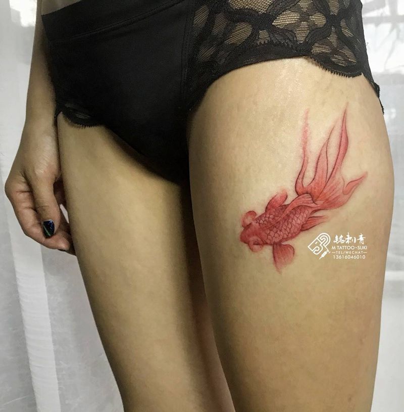 水墨金鱼纹身图片