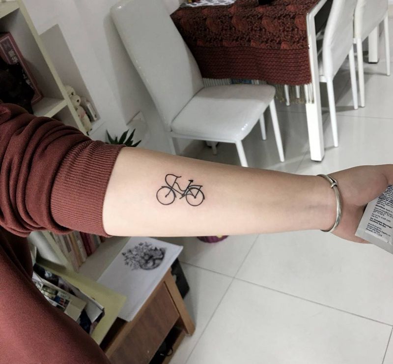 单车纹身图片_成品手臂欧美清新纹身图案