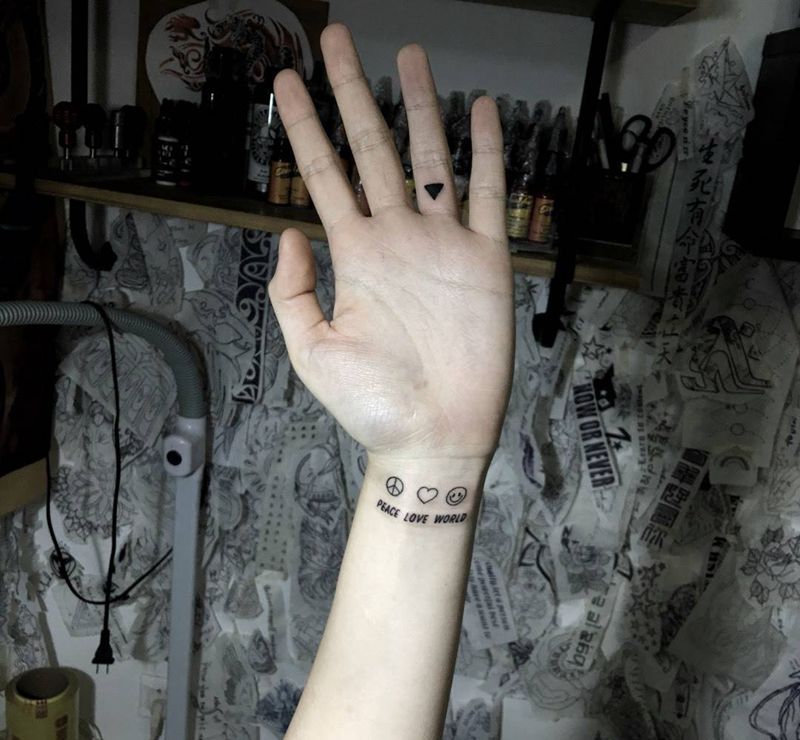 小清新纹身图片_成品手部清新纹身图案