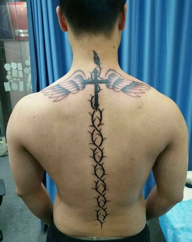 嘴炮同款纹身图片_肩部背部欧美动物植物图腾原创成品纹身图案