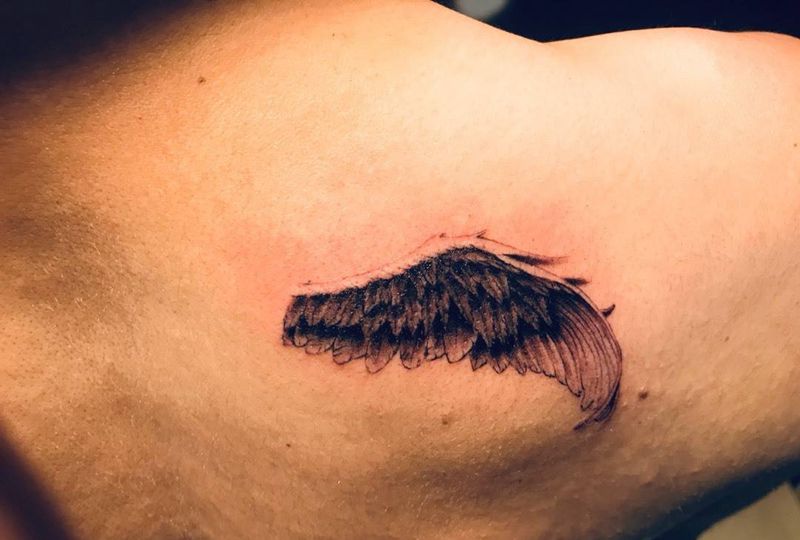 翅膀纹身图片