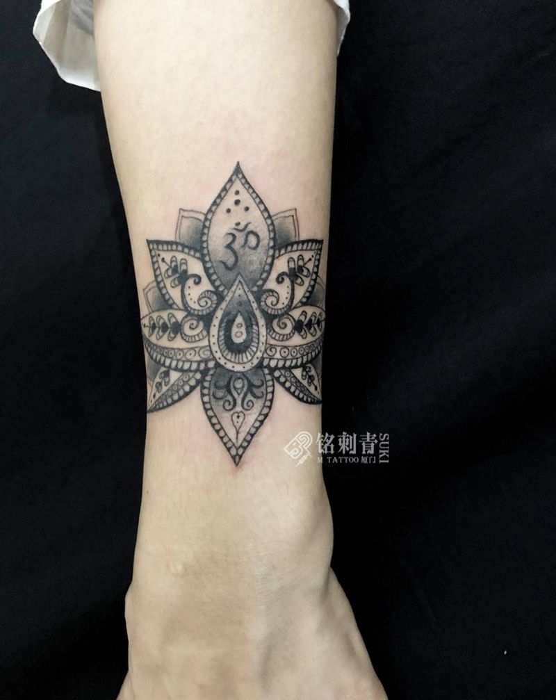 曼陀罗纹身图片