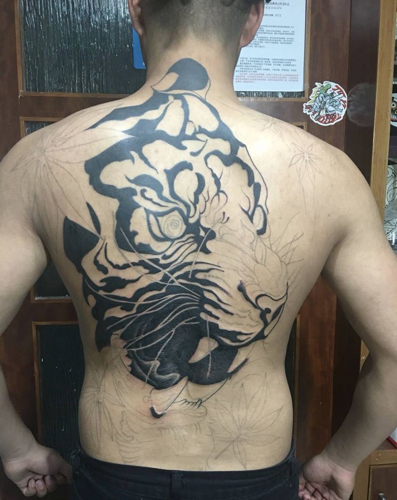 半成品满背纹身图片