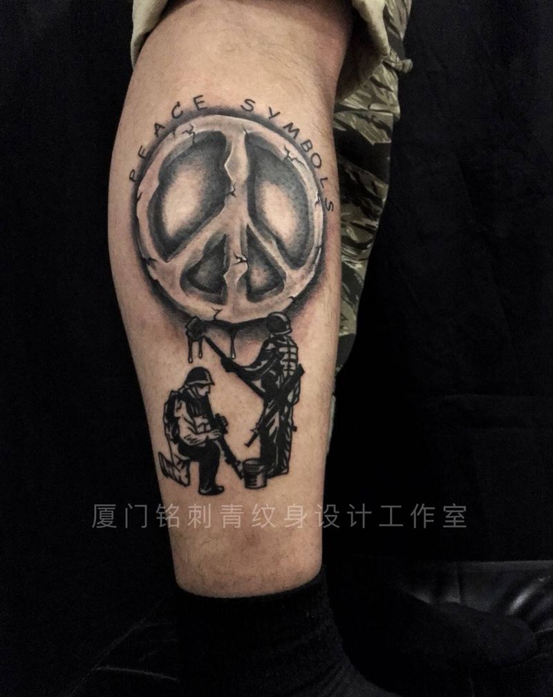 给客人原创定做的反战纹身图片