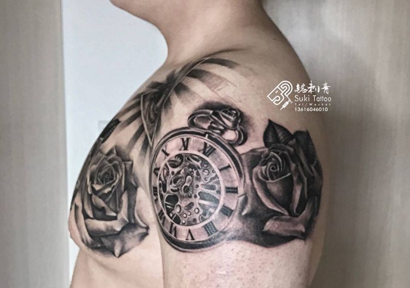 主体物拼接完成（雾面未完）纹身图片