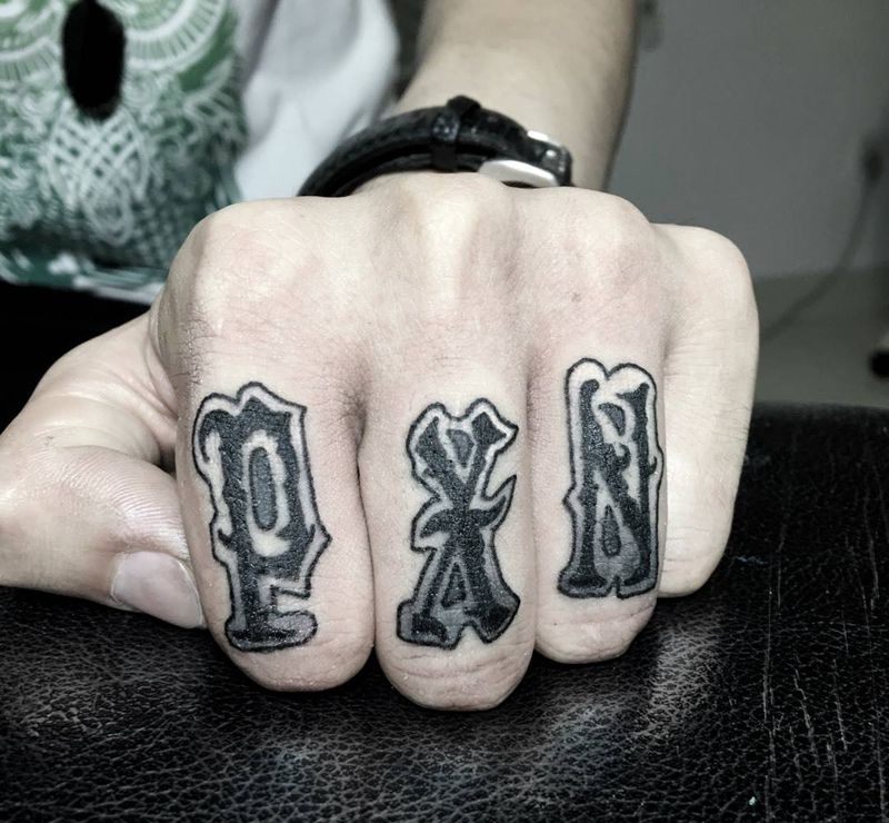 原创手指花体纹身图片