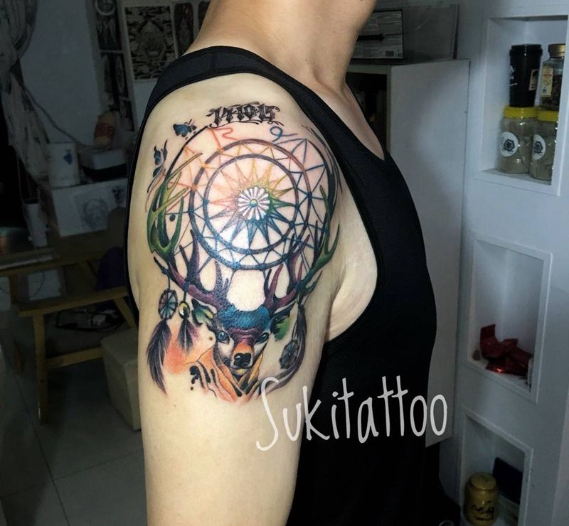 彩色捕梦网纹身图片