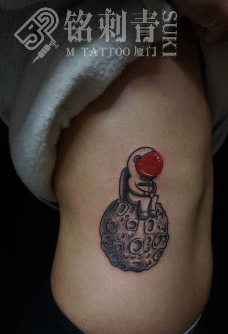 孤独星球纹身图片