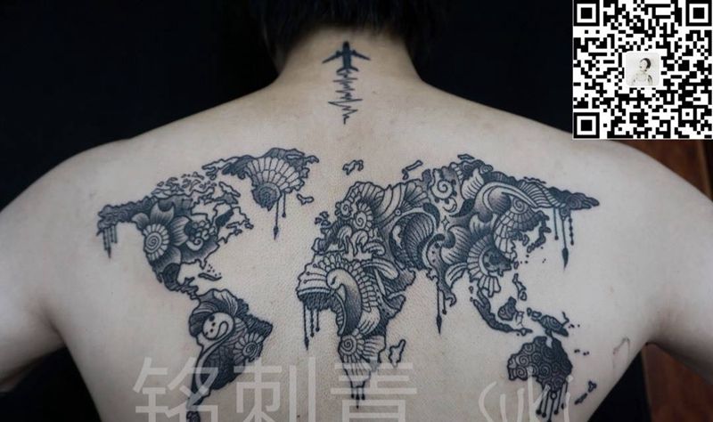 世界地图陪你旅行纹身图片