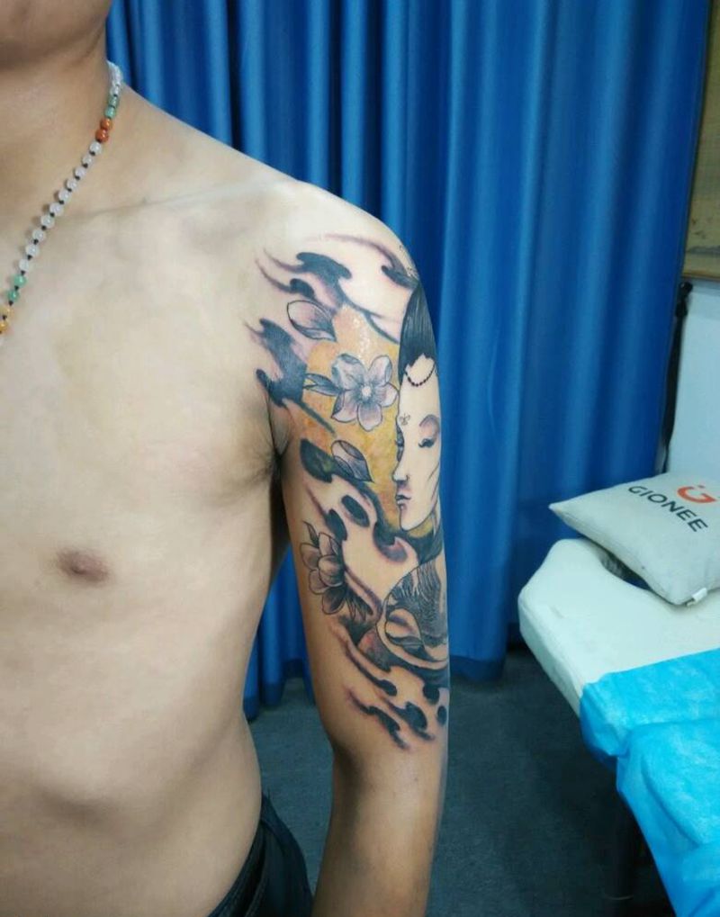 大臂艺妓纹身图片_手臂欧美传统肖像清新人物成品纹身图案