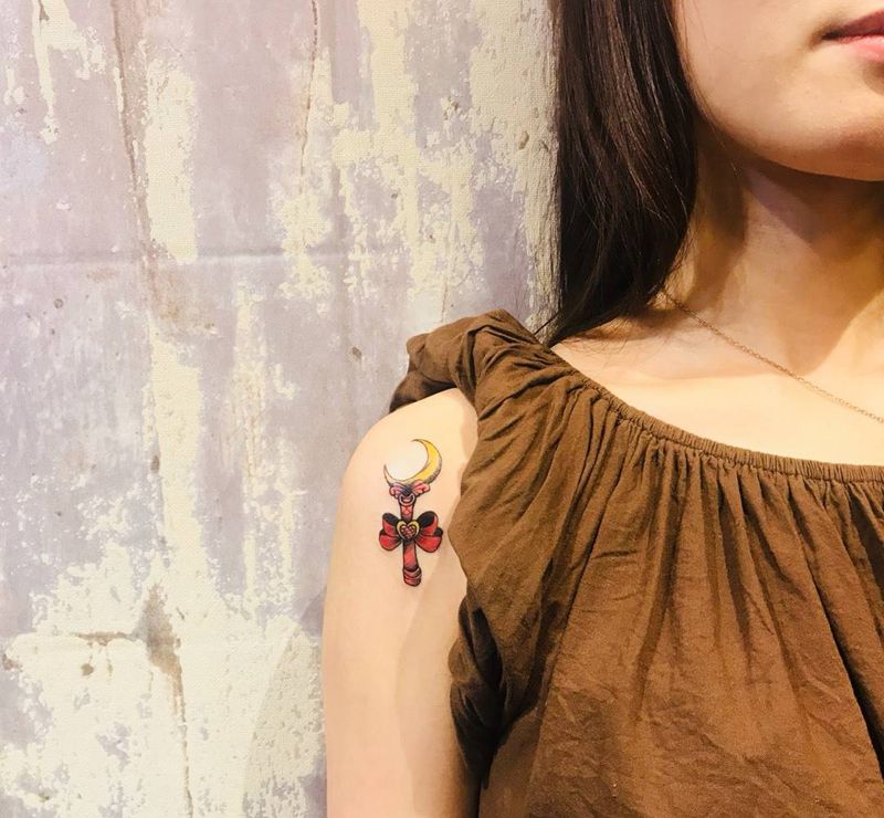 水滨月变身器纹身图片