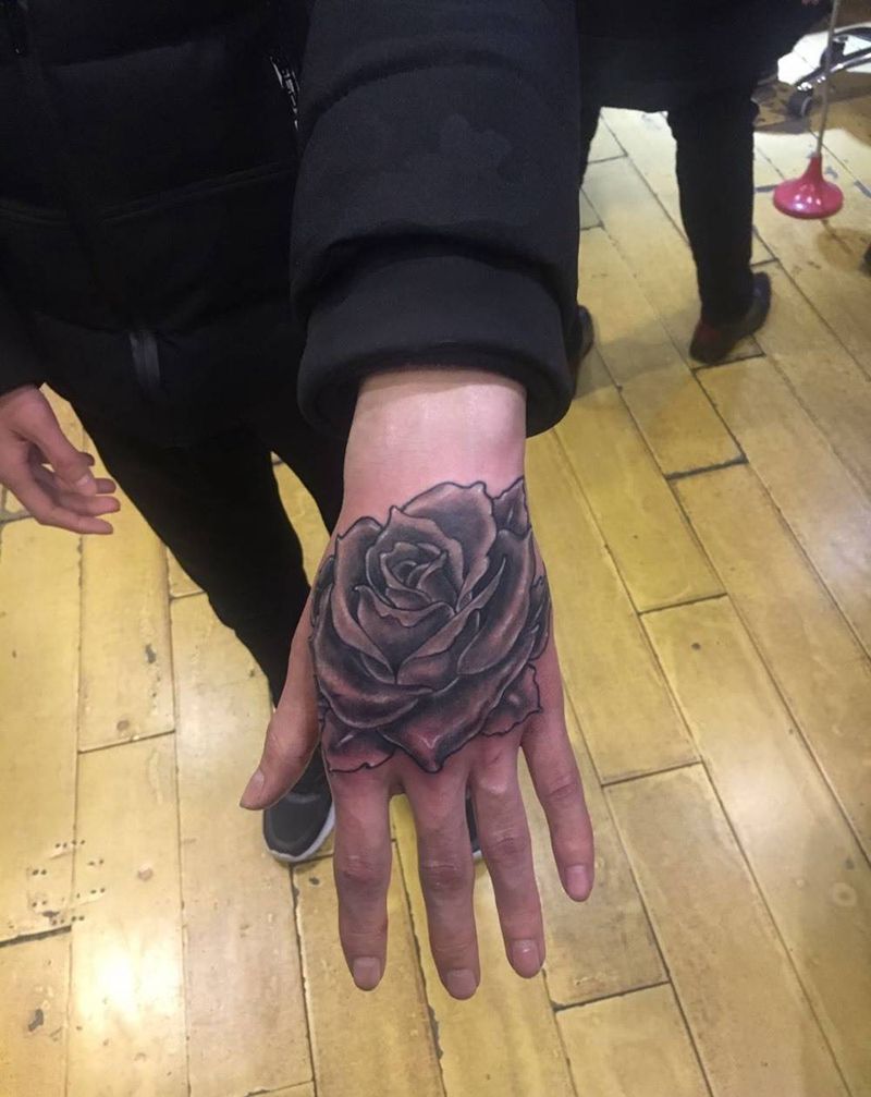 手背 玫瑰纹身图片