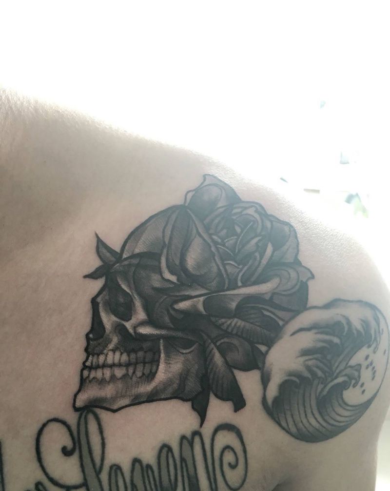骷髅头纹身图片_成品肩部欧美静物纹身图案
