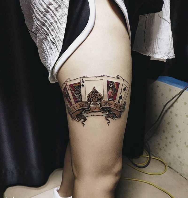 扑克牌oldschool纹身图片_臀部腿部Old School新传统纹身图案