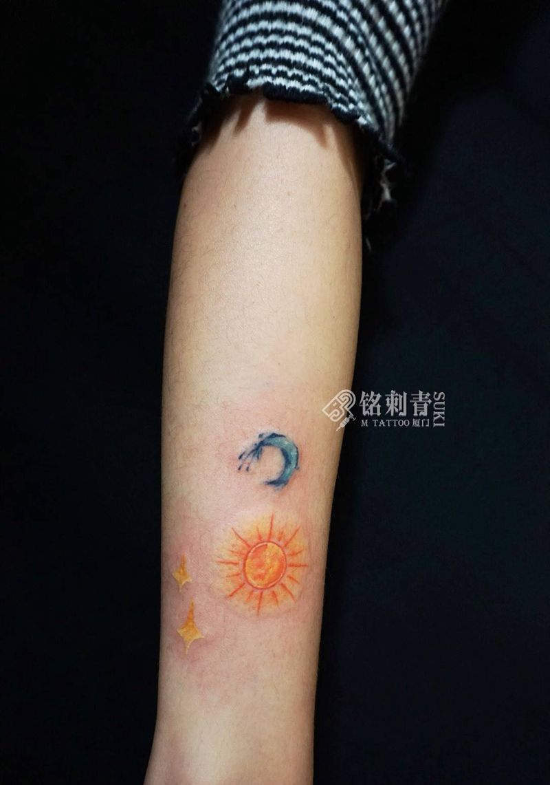 小清新星星月亮太阳纹身图片
