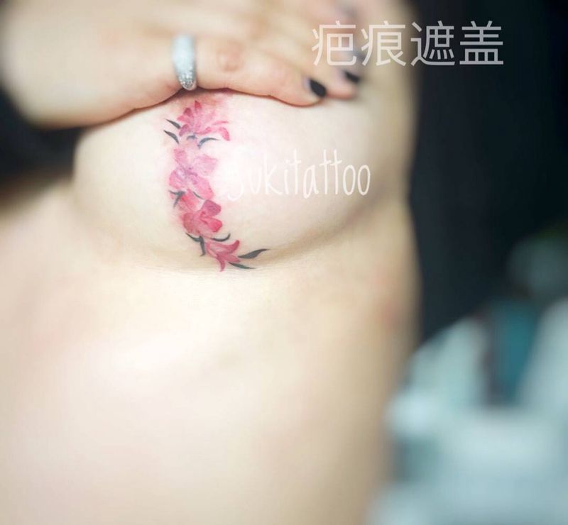 手术疤痕遮盖纹身图片