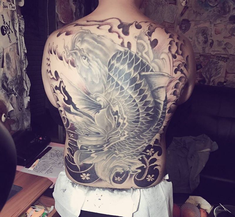 鲤鱼纹身图片