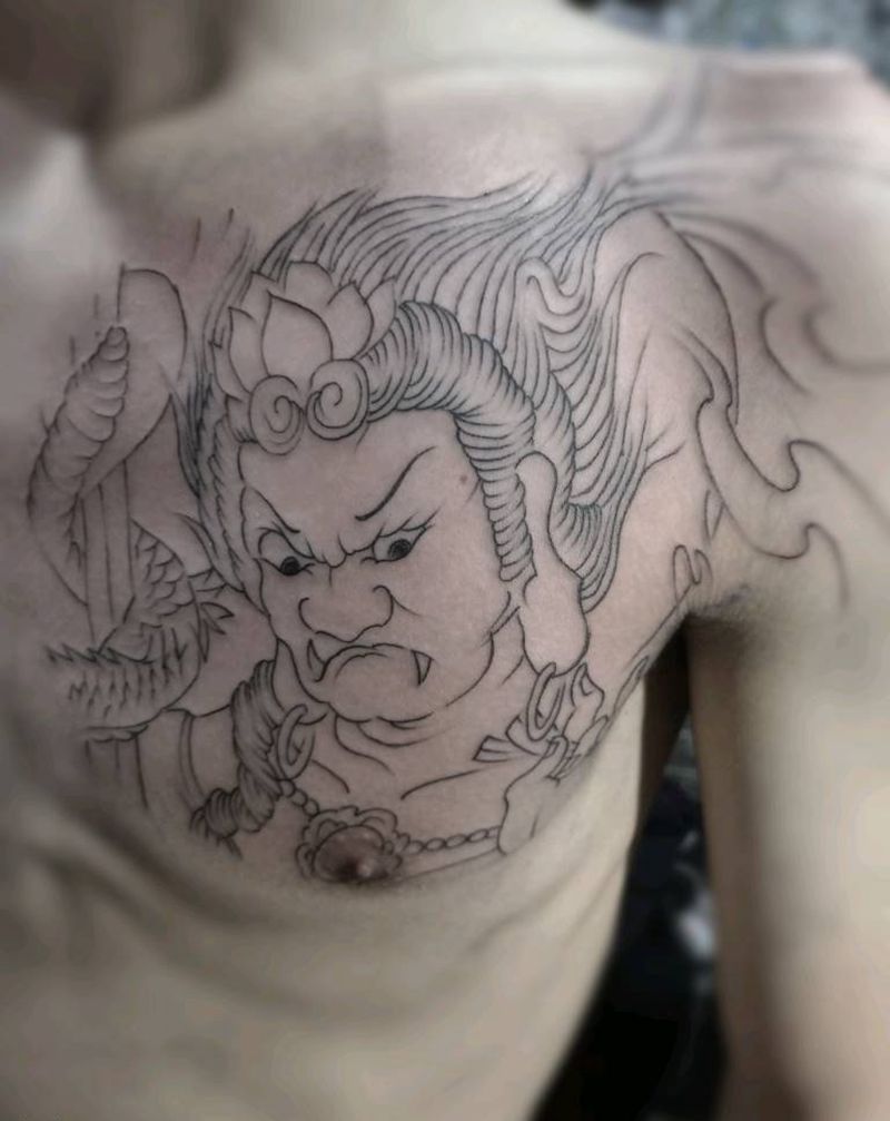 单胸线条纹身图片_胸部纹身图案