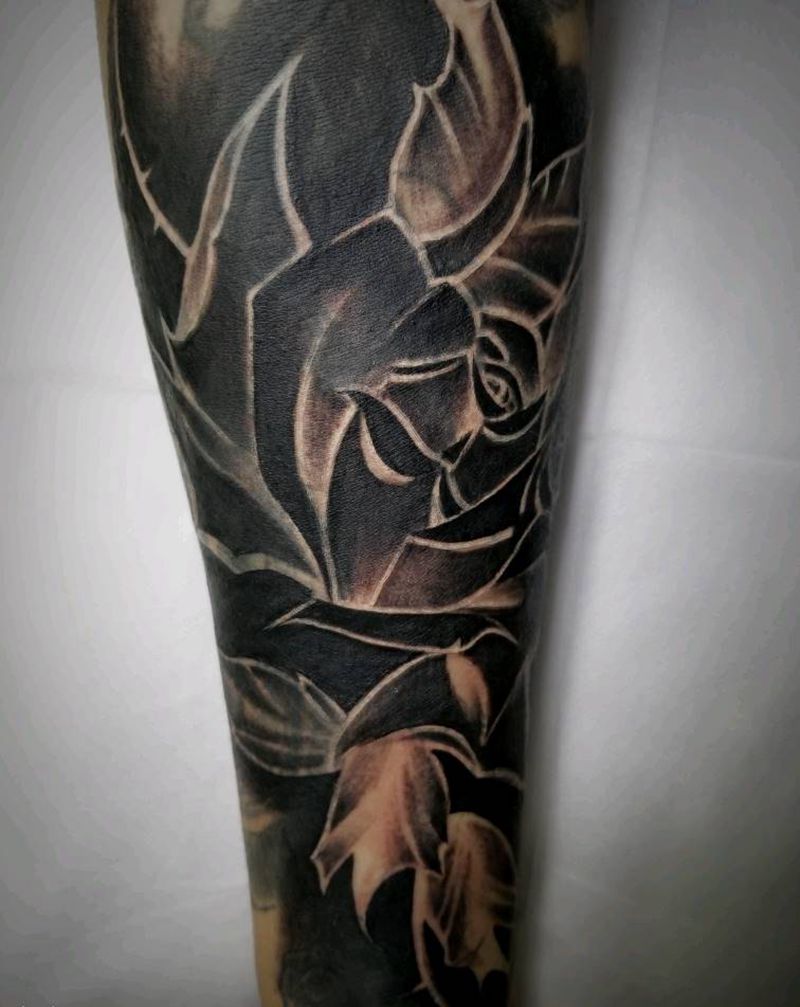 负片黑臂纹身图片_手臂New School黑臂纹身图案