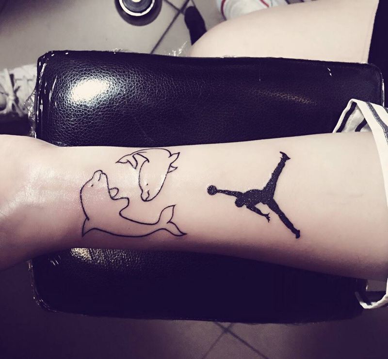 乔丹，店长纹身，做活动，纹身只收材料费，喜欢约起纹身图片