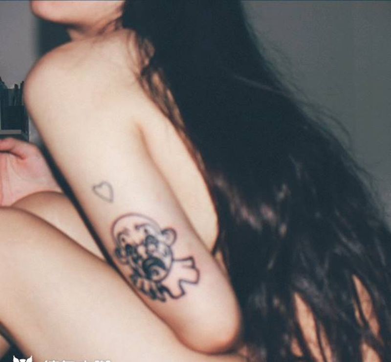 Crying Clown纹身图片_手臂Old School纹身图案