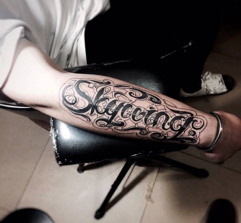 老客户介绍纹身图片