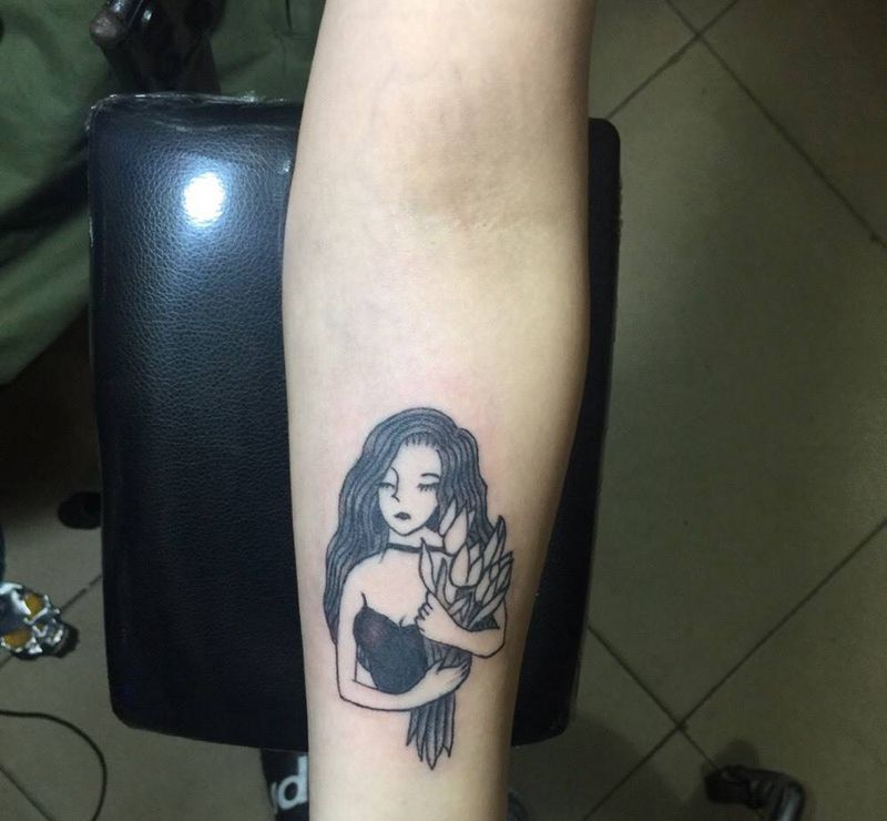 大波妹纹身图片