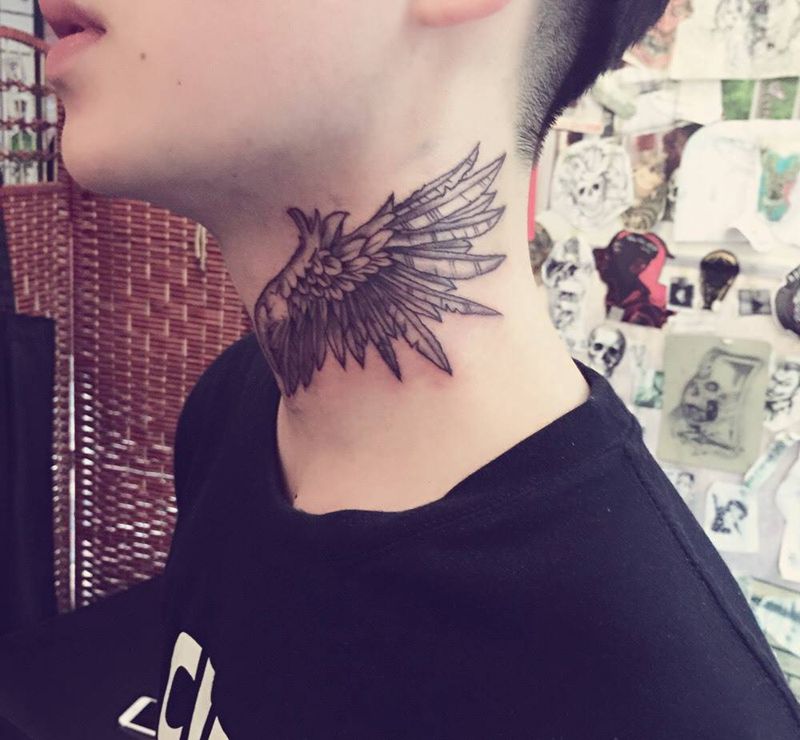 翅膀纹身图片