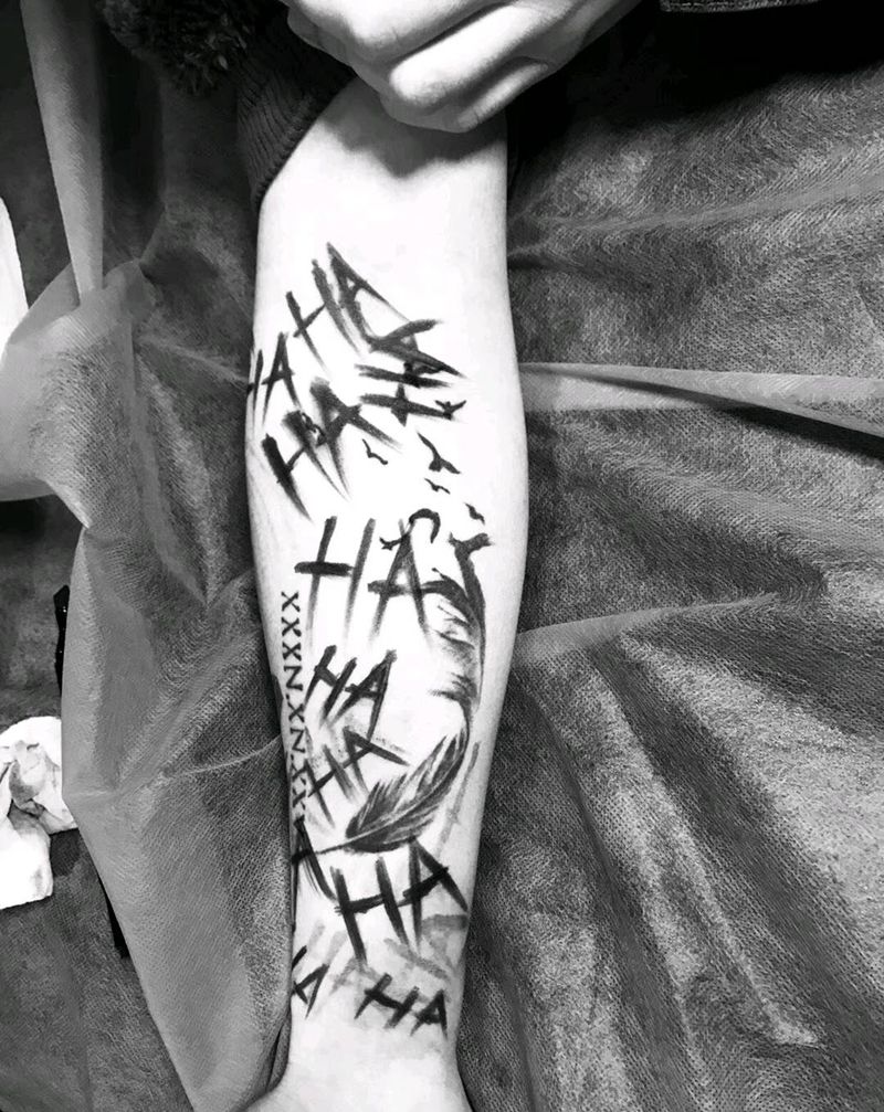 小丑女添加HA纹身图片