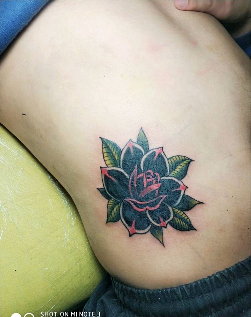 遮盖十字架作品纹身图片_腹部腰部Old School纹身图案