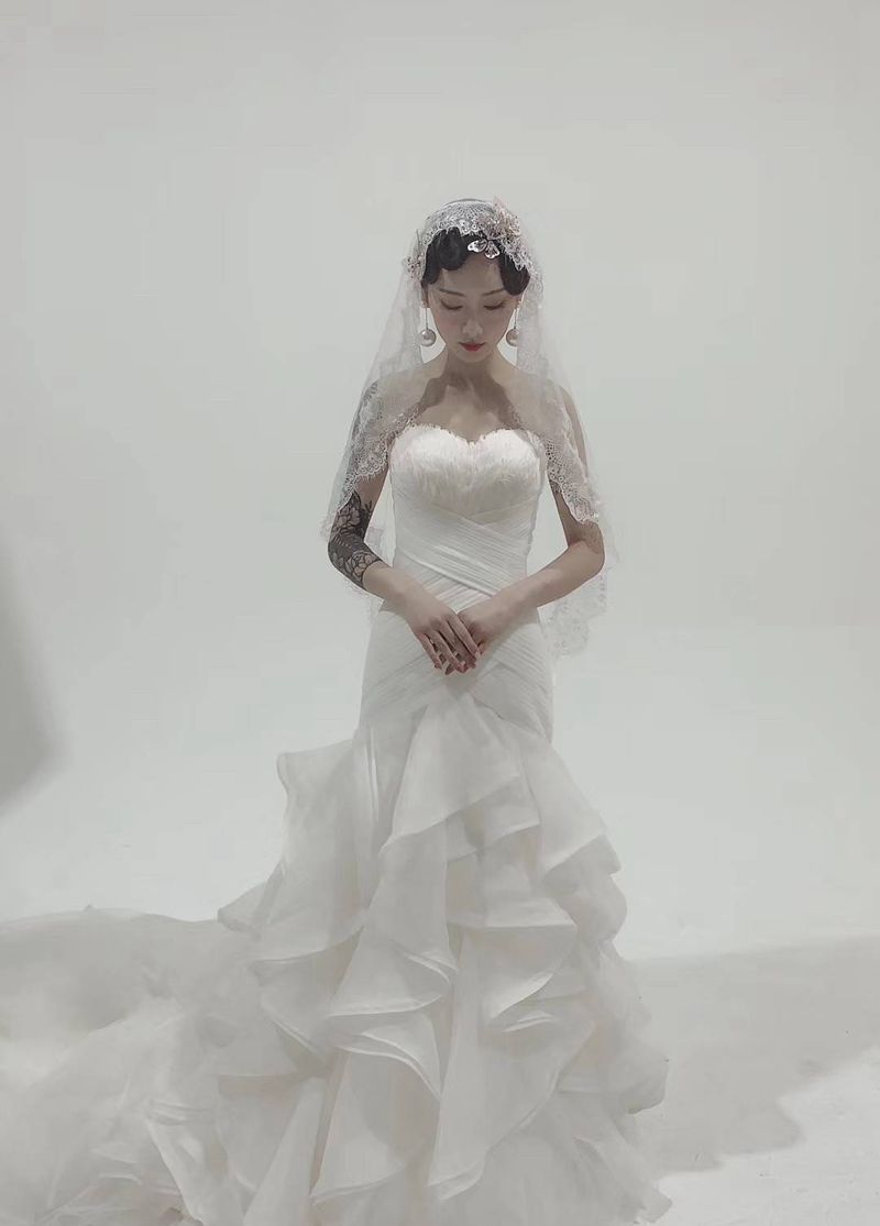 买家秀花臂新娘纹身图片_手臂腿部欧美写实点刺花臂新娘纹身图案