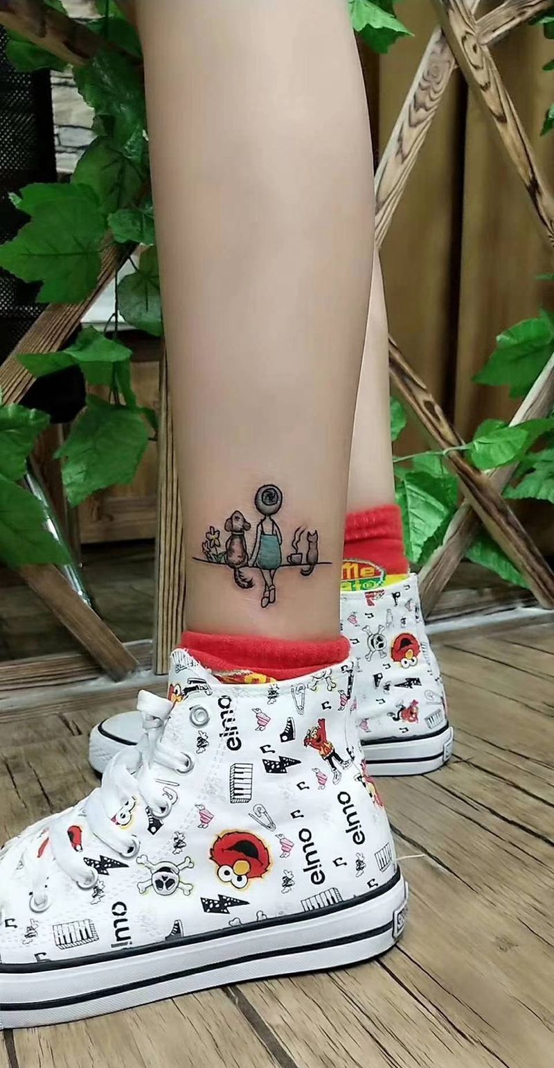 。纹身图片_腿部纹身图案