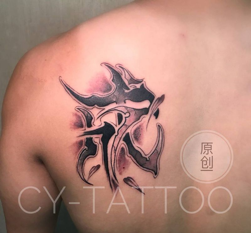 原创中文花体纹身图片_原创几何字符传统国画欧美成品肩部手臂腿部纹身图案