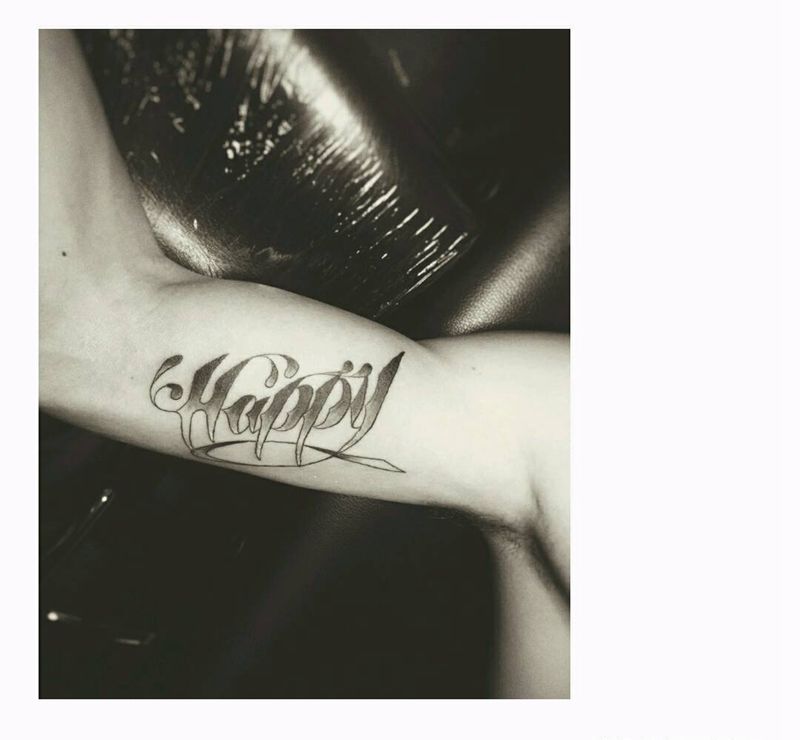 原创花体英文纹身图片_手臂腿部欧美几何字符原创成品手稿纹身图案