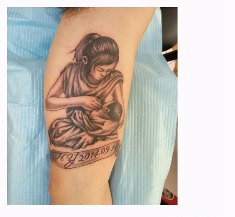 “母爱”原创作品纹身图片_手臂腿部欧美肖像清新写实人物原创成品手稿纹身图案