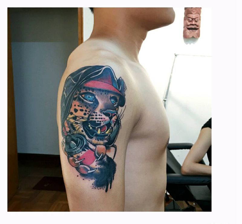 newschool豹子纹身图片_手臂欧美传统几何动物植物成品纹身图案