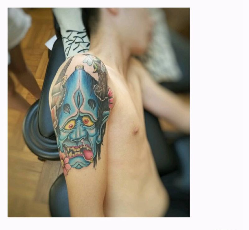 嘻哈班若完成纹身图片_腰部手臂腿部欧美传统人物植物鬼神成品纹身图案