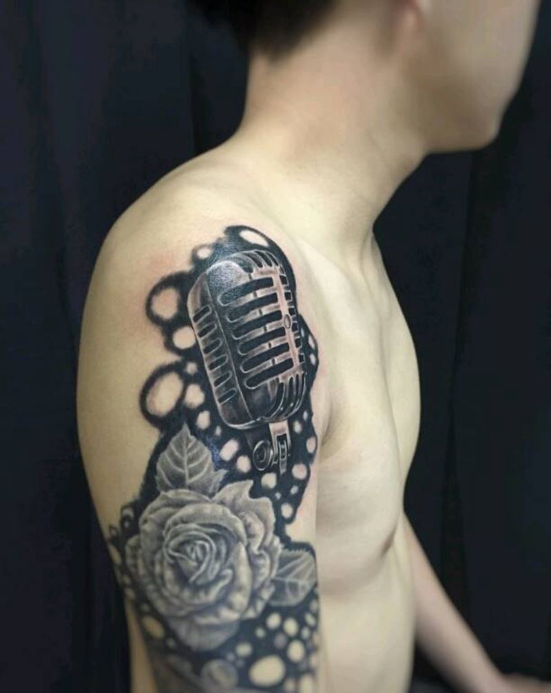 音乐少年的话筒完成，无PS纹身图片