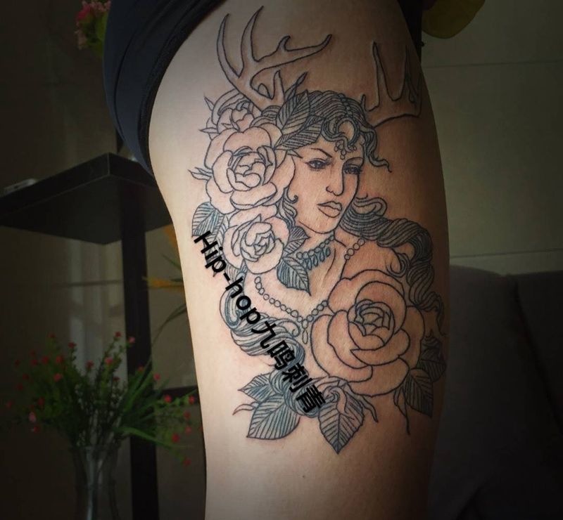 欧美女孩纹身图片