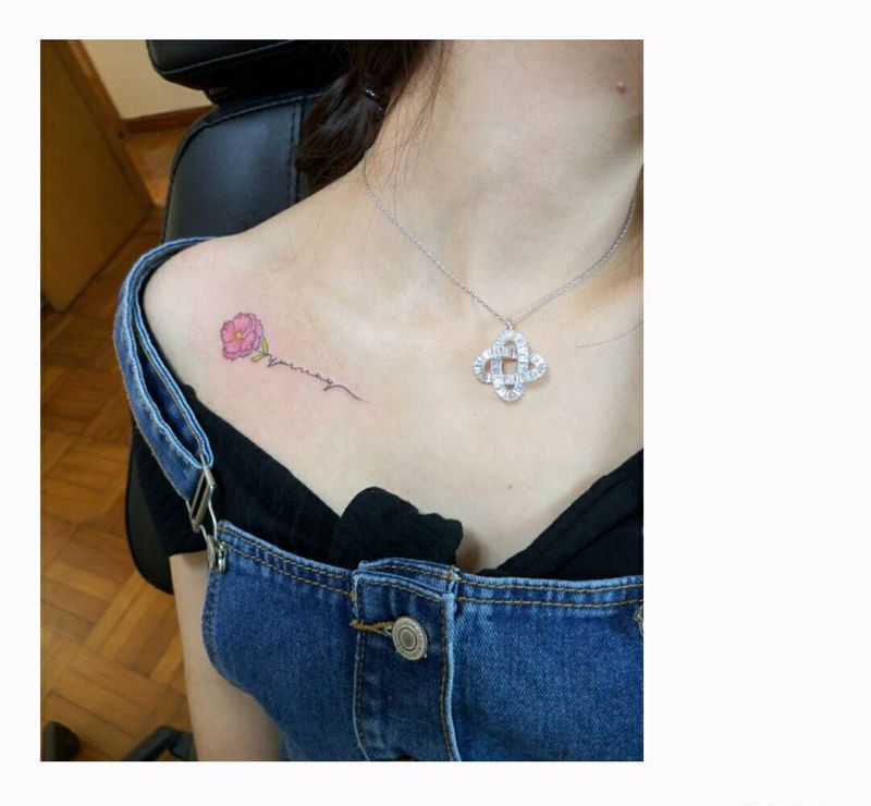 小清新纹身纹身图片_肩部胸部欧美清新几何字符植物成品纹身图案